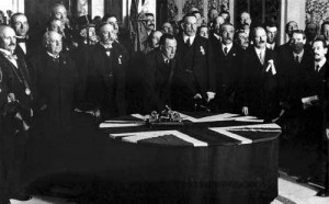 Sir Edward Carson signing  “The Solomon League and Covenant” and ending the hopes to a peaceful constitutional transition to Home Rule in Ireland